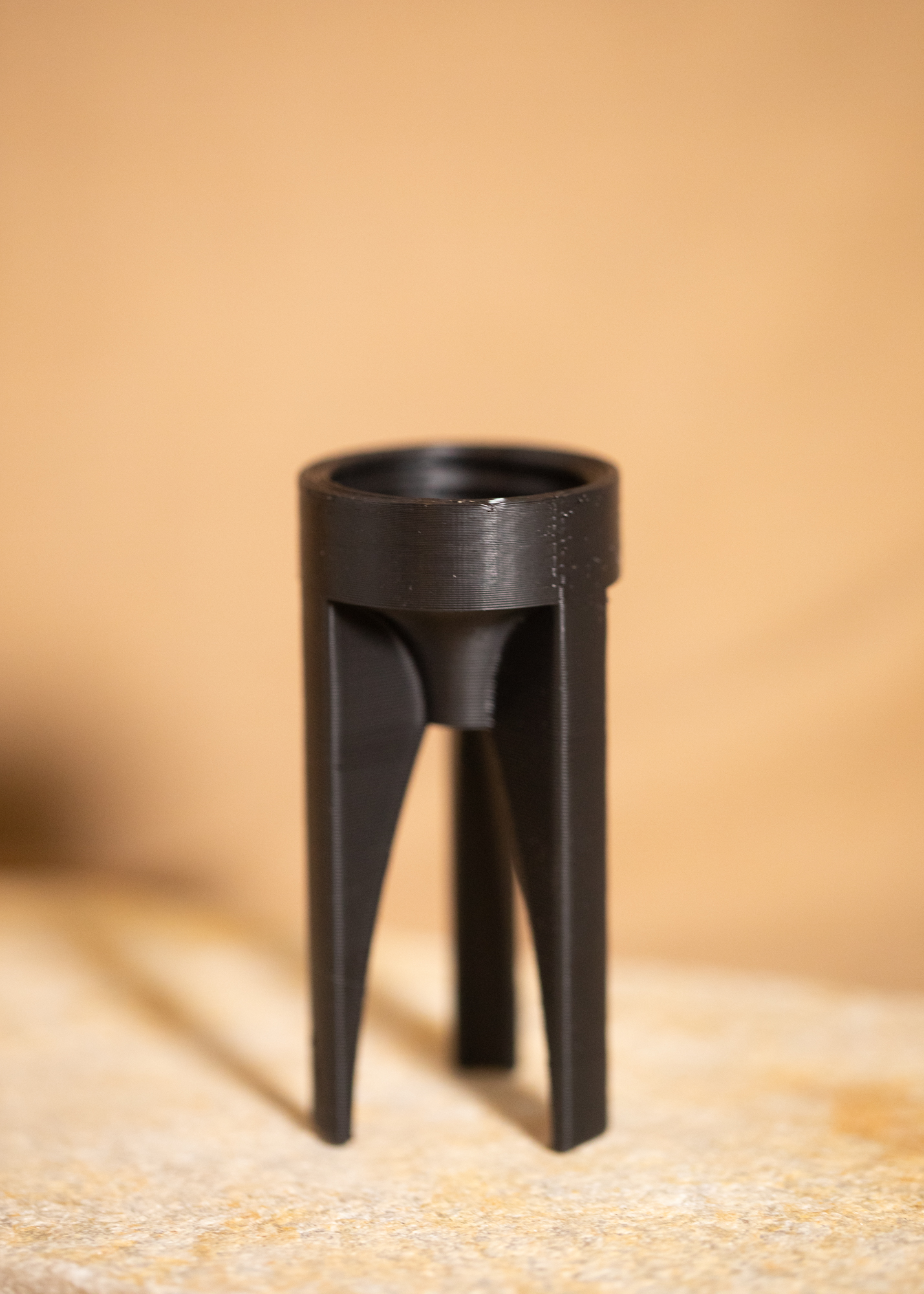 Planty pole black