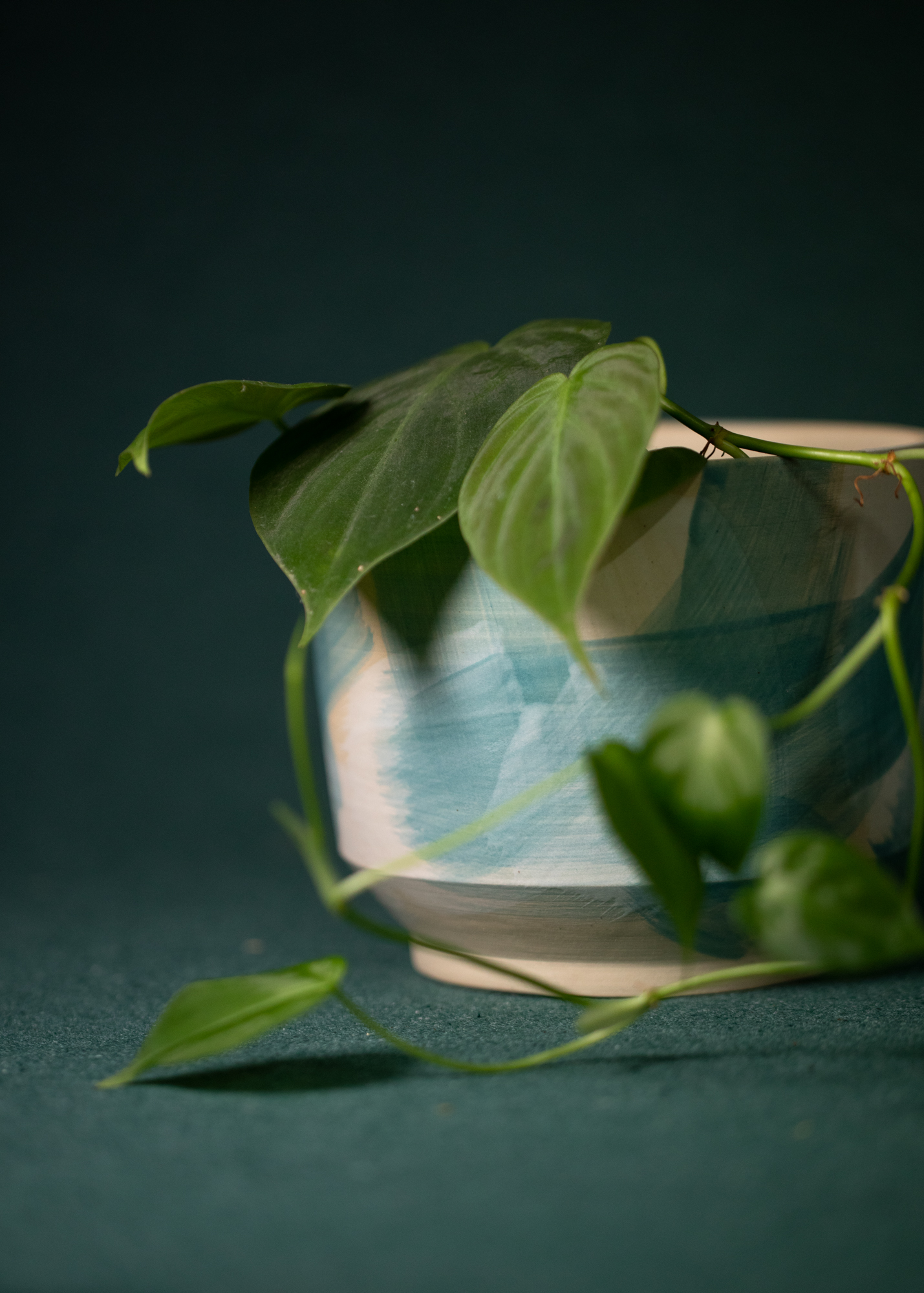 Brushed petrol planter Brushed petrol planter