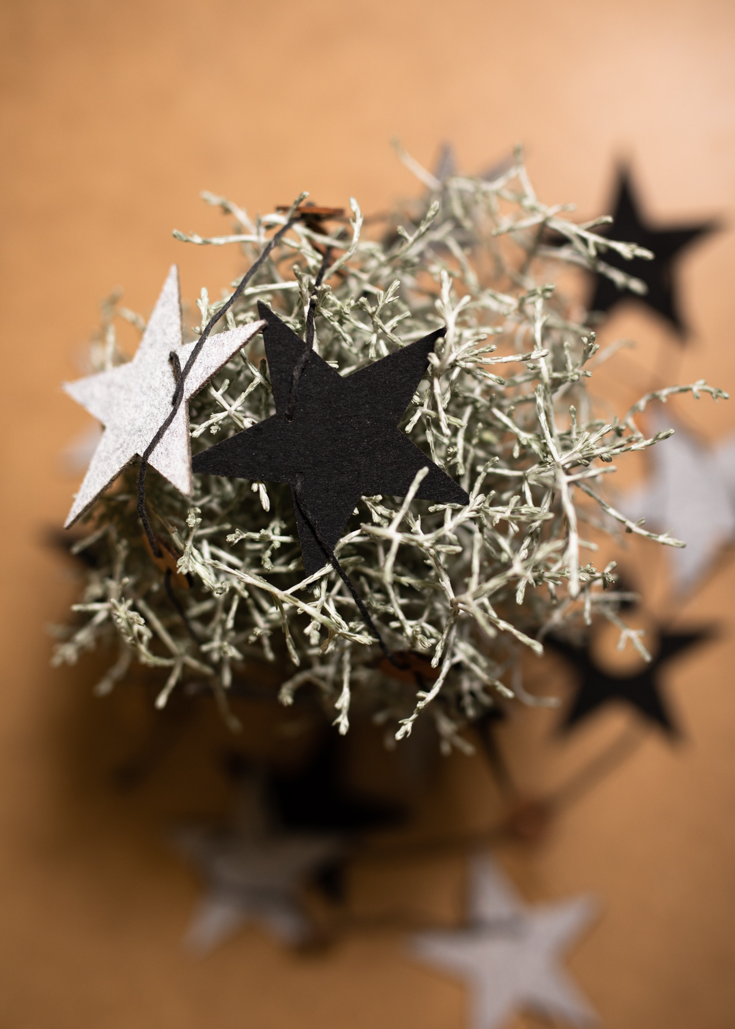 Christmas Strings Stars Black Christmas Strings Stars Black
