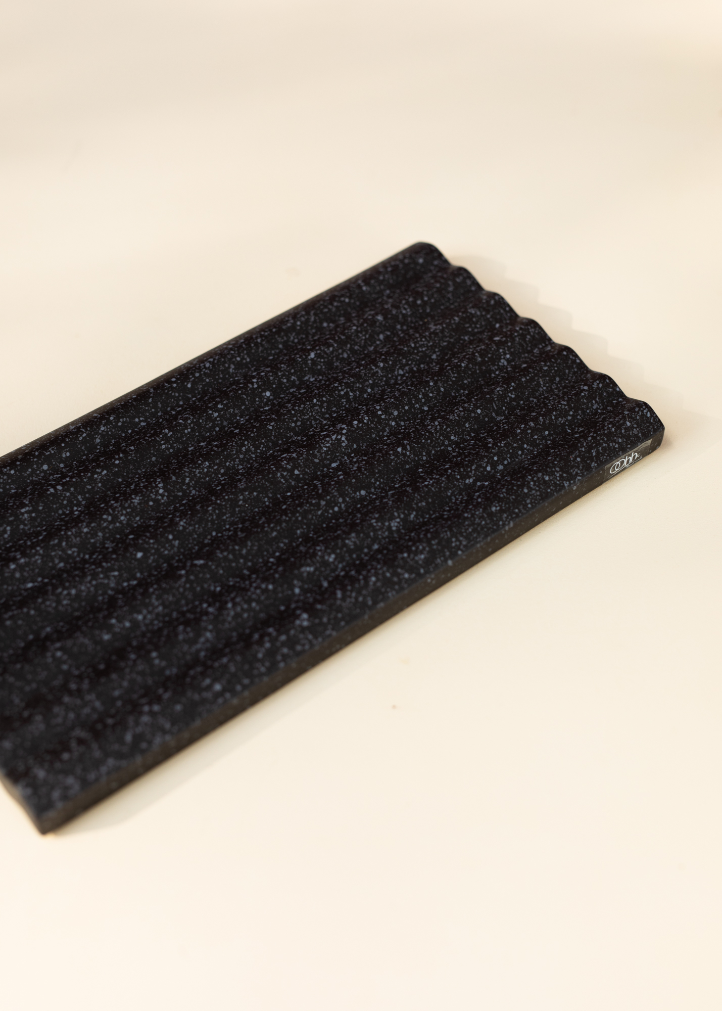 Wave Tile, black mix