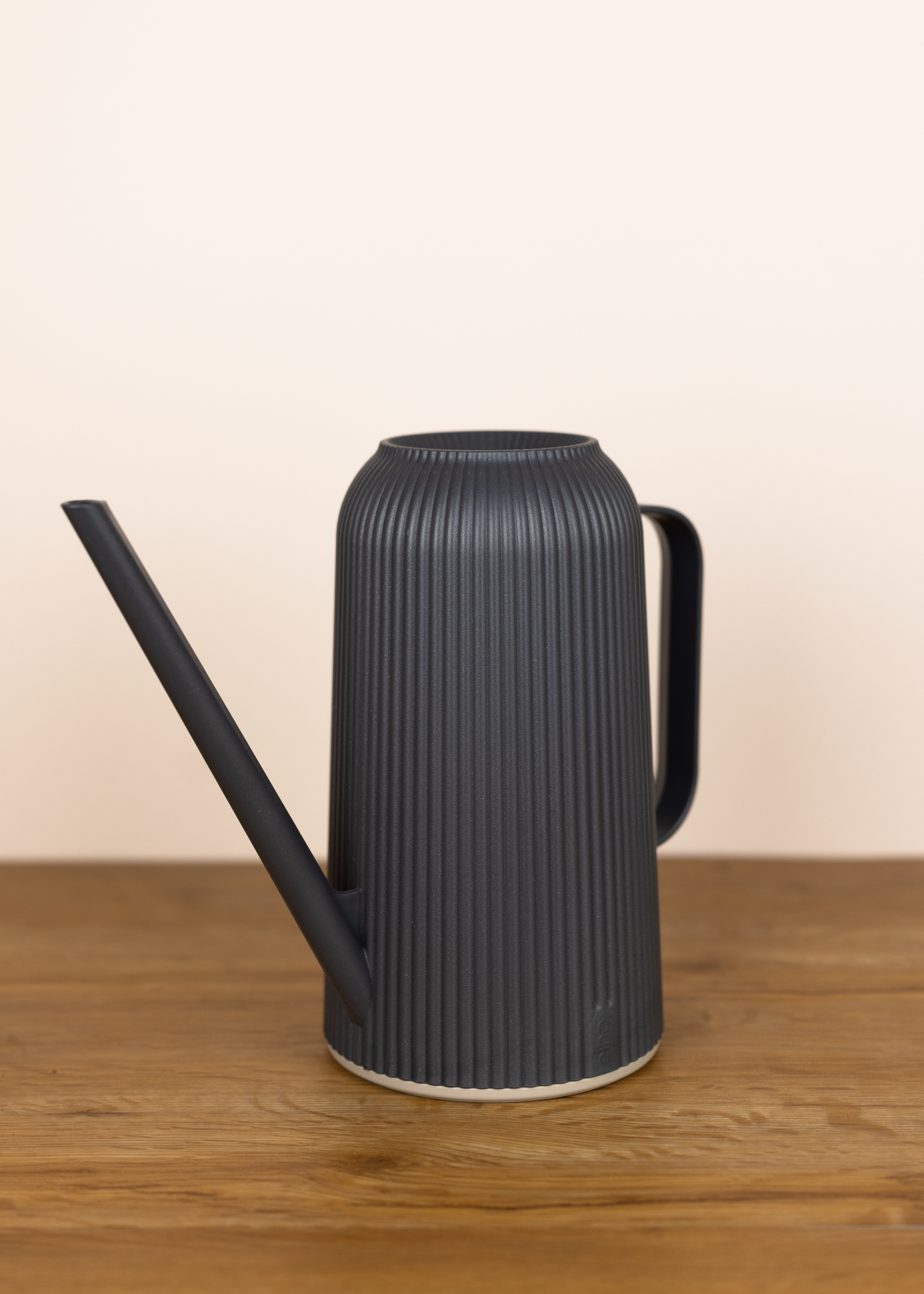 Vibes fold gießkanne 1.7ltr anthrazit